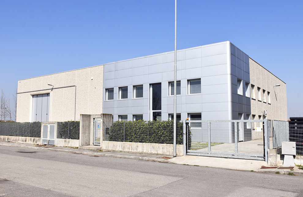euromec_bs_presse_materie_plastiche_vendita_usato_nuovo_revisionato_chi_siamo_06